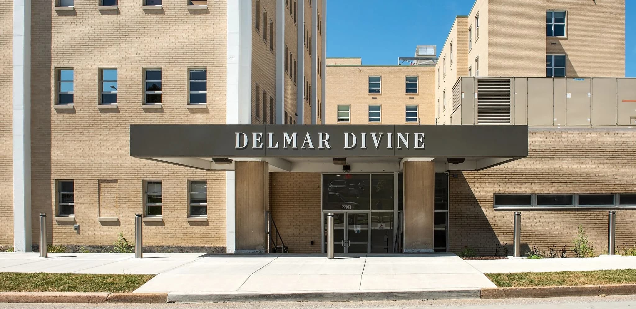 HUD Delmar Divine